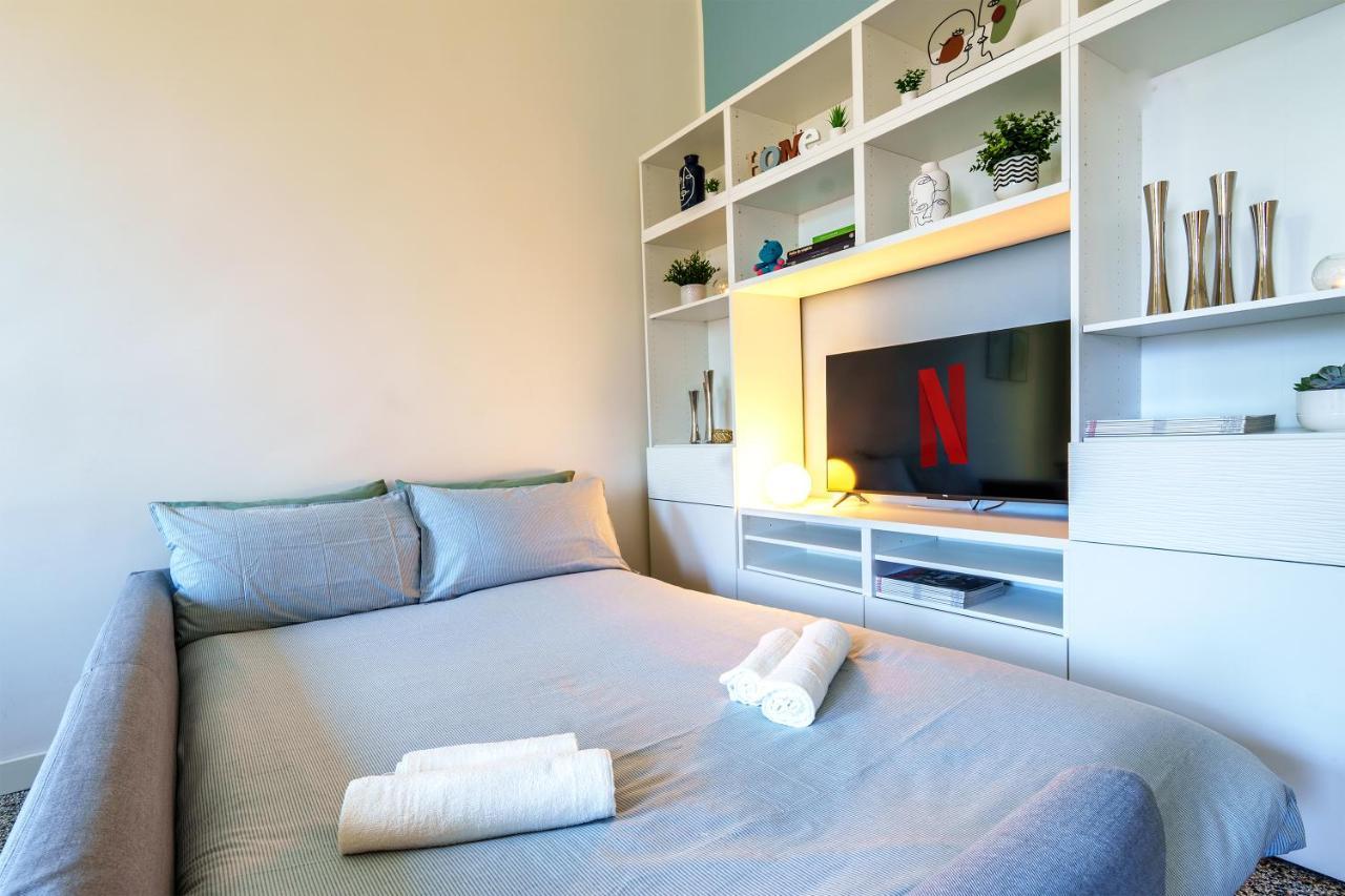 شقة Duomo/Navigli Casa Elegante In Zona Tortona ميلان المظهر الخارجي الصورة